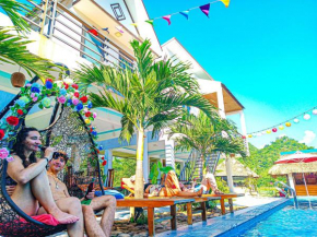 YoLo Pool Bar Villas & Garden Restaurant